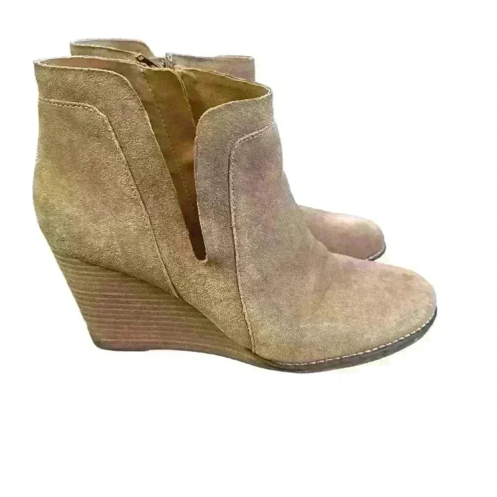 Lucky Brand Tan Round toe BOOTIES BOOTS SUEDE WEDGE HEEL 9